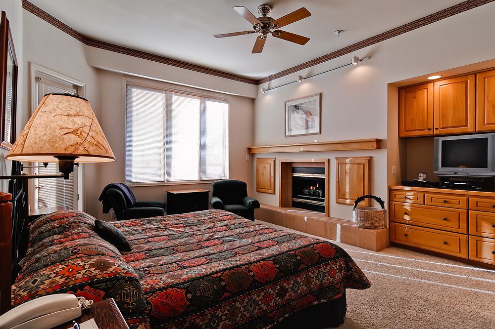 Meadows At Eagleridge Condos By Steamboat Resorts 斯廷博特斯普林斯 外观 照片